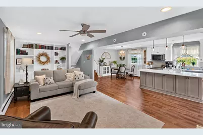 8206 Robin Hood Court, Towson, MD 21204 - Photo 17