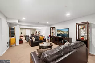 8504 Mountainholly Dr, Pikesville, MD 21208 - Photo 31
