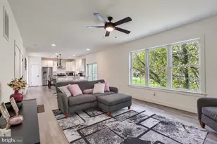 506 Armstrong Ln, Essex, MD 21221 - Photo 17