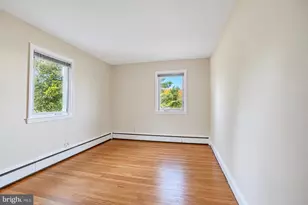 1911 Rolling Glen Rd, Baltimore, MD 21228 - Photo 15
