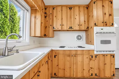 1911 Rolling Glen Road, Baltimore, MD 21228 - Photo 13