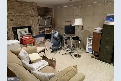 2900 Oakton Court, Baltimore, MD 21209 - Photo 17