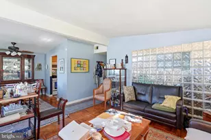 6104 Sunny Ln, Baltimore, MD 21207 - Photo 5