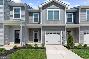 8131 Bartholomew Ct, Baltimore, MD 21206 - Photo 3