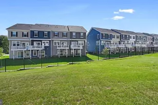 5003 Silver Oak Dr, Rosedale, MD 21237 - Photo 3