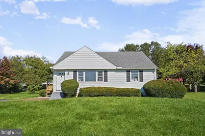 22 Warren Road, Cockeysville, MD 21030 - Photo 3