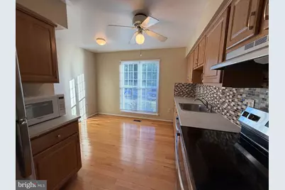 8526 London Bridge Way, Lutherville Timonium, MD 21093 - Photo 5