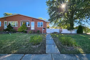 225 Lyndale Ave, Nottingham, MD 21236 - Photo 3