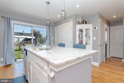 8228 Watersedge Road, Baltimore, MD 21222 - Photo 11
