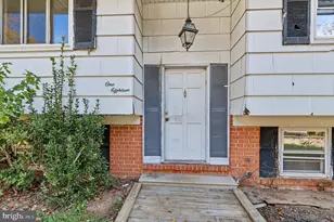118 Strongwood Rd, Owings Mills, MD 21117 - Photo 5