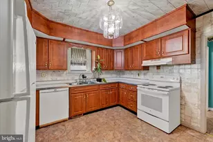 3701 Point Blvd, Baltimore, MD 21222 - Photo 3