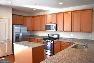 9421 Adelaide Ln, Owings Mills, MD 21117 - Photo 9