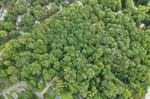 572 Evergreen Ct, Lusby, MD 20657 - Photo 1