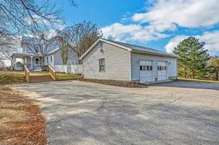 4090 Old Town Rd, Huntingtown, MD 20639 - Photo 11