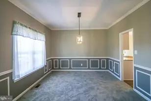 56 Cross Point Dr, Owings, MD 20736 - Photo 5