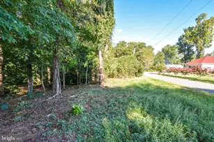 6041 Hill Rd, Saint Leonard, MD 20685 - Photo 7