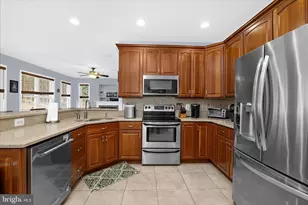 211 Still Water Ln, Huntingtown, MD 20639 - Photo 7