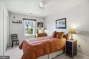 300 Owings Hill Ct, Owings, MD 20736 - Photo 37