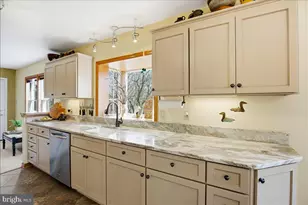 300 Owings Hill Ct, Owings, MD 20736 - Photo 11