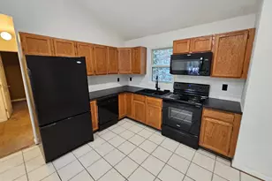 11722 Big Bear Ln, Lusby, MD 20657 - Photo 9