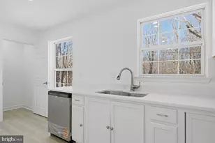 9550 N Side Dr, Owings, MD 20736 - Photo 19