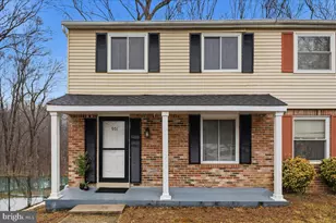 801 Calvert Towne Dr, Prince Frederick, MD 20678 - Photo 3