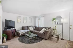 801 Calvert Towne Dr, Prince Frederick, MD 20678 - Photo 7