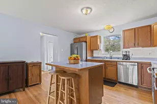 12996 Skyview Ln, Lusby, MD 20657 - Photo 17