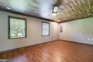 9201 Owings Manor Ct, Owings, MD 20736 - Photo 19