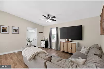 245 Laurel Drive, Lusby, MD 20657 - Photo 5