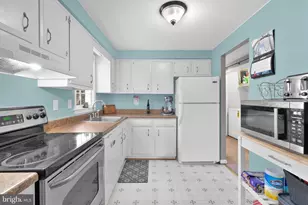 913 Golden W Way, Lusby, MD 20657 - Photo 3