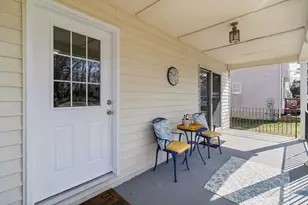 323 Laurel Dr, Lusby, MD 20657 - Photo 3