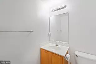 379 Cambridge Pl, Prince Frederick, MD 20678 - Photo 5