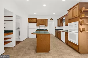 615 Patuxent Reach Dr, Prince Frederick, MD 20678 - Photo 23