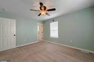 221 Pawnee Ln, Lusby, MD 20657 - Photo 27