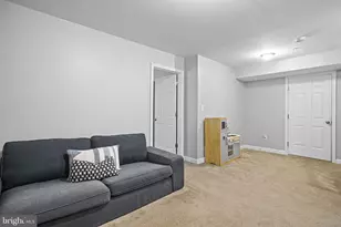 702 Pin Oak Ct, Prince Frederick, MD 20678 - Photo 33