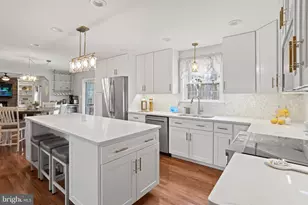 1860 Battery Ln, Owings, MD 20736 - Photo 11