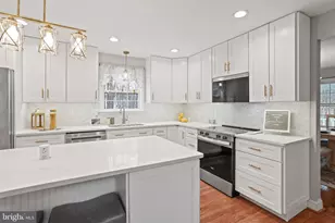 1860 Battery Ln, Owings, MD 20736 - Photo 13