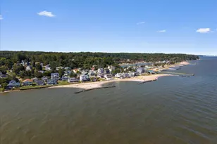 2818 Beach Dr, Huntingtown, MD 20639 - Photo 9