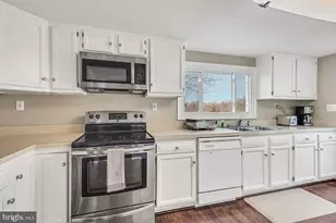 4090 Old Town Rd, Huntingtown, MD 20639 - Photo 7