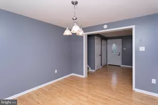 11955 Susan Ln, Lusby, MD 20657 - Photo 9