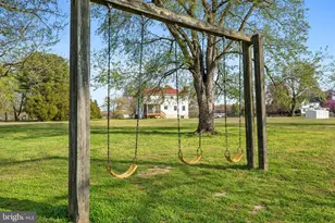 4355 Leitches Wharf Rd, Prince Frederick, MD 20678 - Photo 13