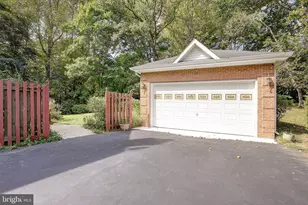 7421 Stone Ct, Saint Leonard, MD 20685 - Photo 5
