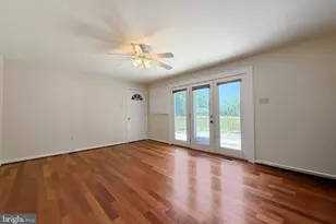 811 Cove Point Rd, Lusby, MD 20657 - Photo 3