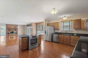 11871 Lexington Dr, Dunkirk, MD 20754 - Photo 7
