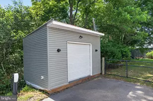 2715 Lower Marlboro Rd, Owings, MD 20736 - Photo 21