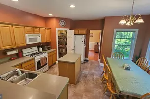 3020 Blackberry Ln, Prince Frederick, MD 20678 - Photo 5