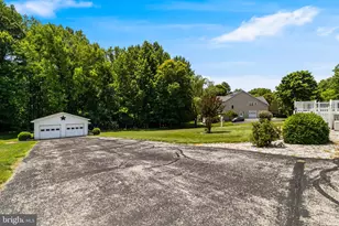 12310 Longleaf Ln, Dunkirk, MD 20754 - Photo 17