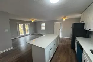 709 Spruce Dr, Lusby, MD 20657 - Photo 5