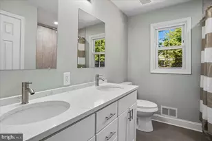 8814 Lafayette Dr, Owings, MD 20736 - Photo 11